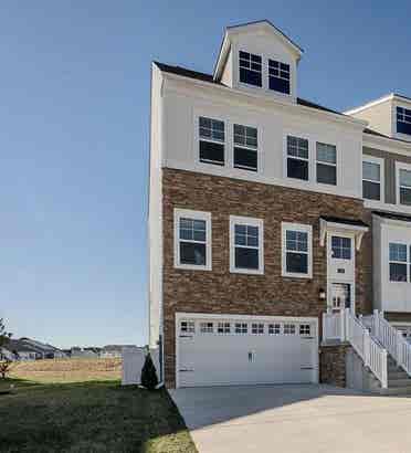 Big townhouse in Millsboro Delaware