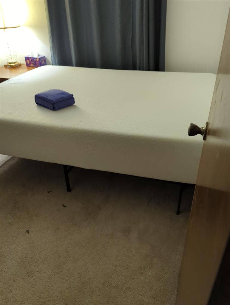 Furnished room for rent