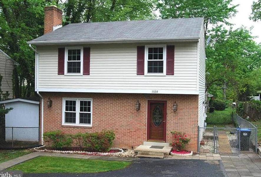 Single Family house in Mclean