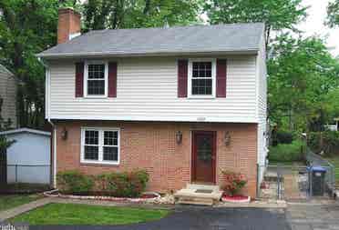 Single Family house  in Mclean