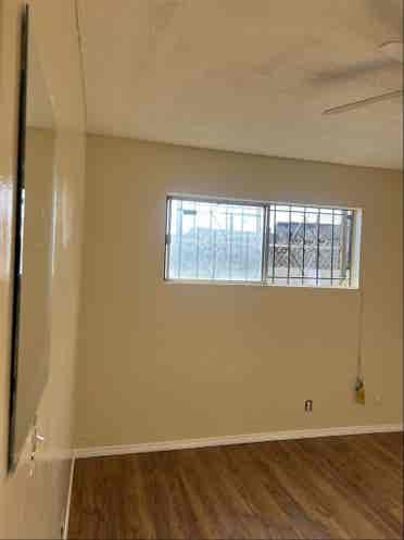 ROOM for RENT - MAYWOOD CA