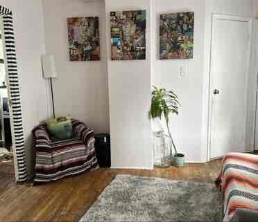 Room available in 2 bdrm artsy apt