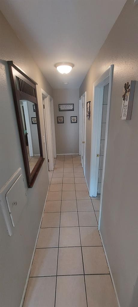 Private Bdrm W/ Private HALF Bath!