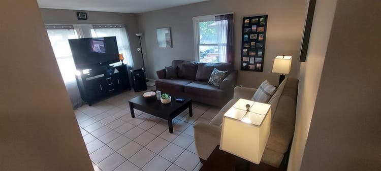 Private Bdrm W/ Private HALF Bath!