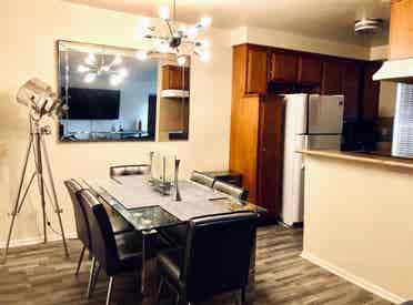 Large room & private bath in WeHo