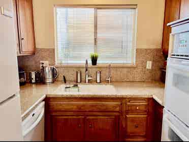 Large room & private bath in WeHo