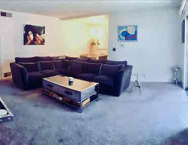 Large unfurnished room+PRIVATE bath