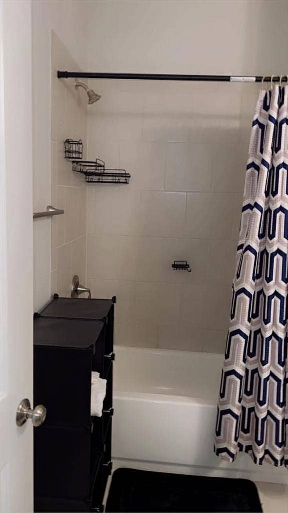 Furnished room for rent