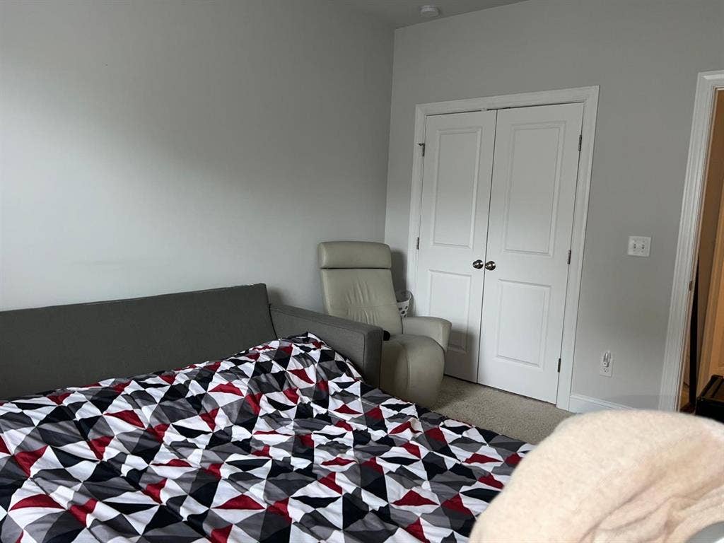 Furnished room for rent