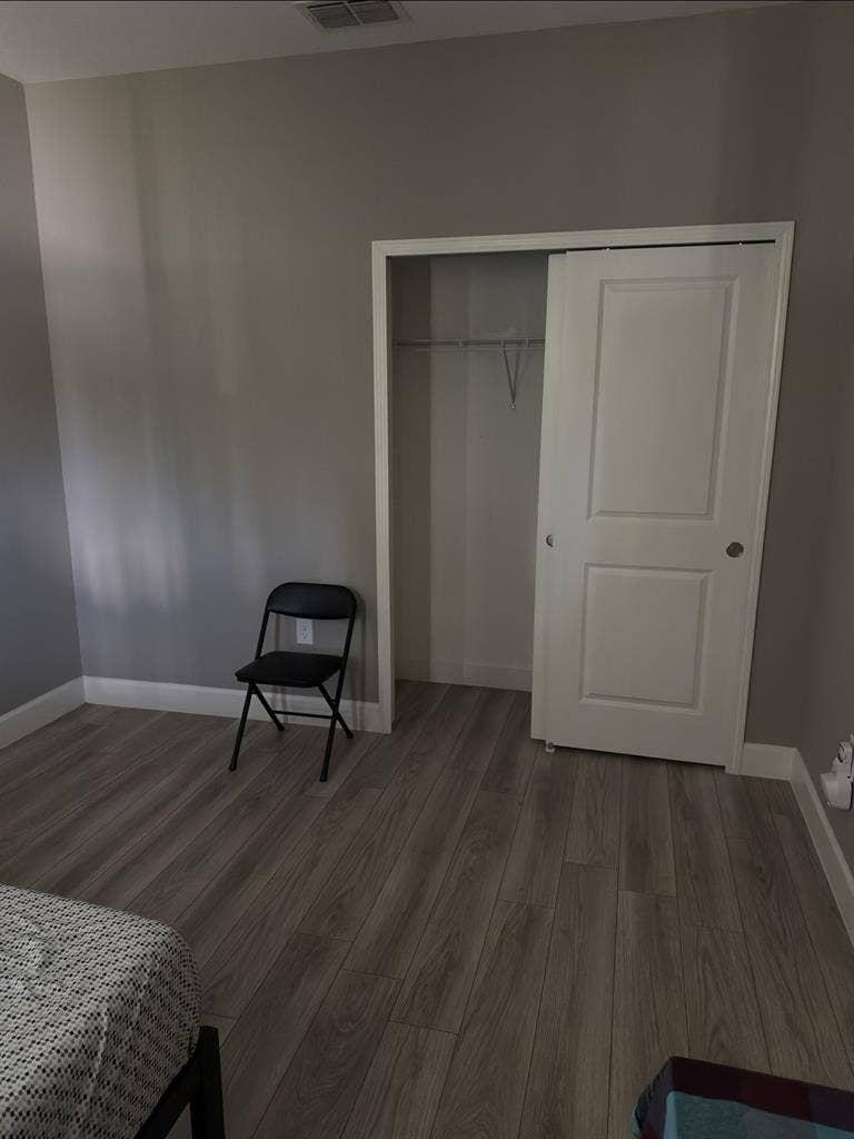 Room available - Sanford Downtown