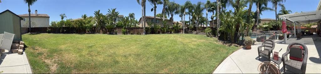Tropical Room in Eastvale 🏡