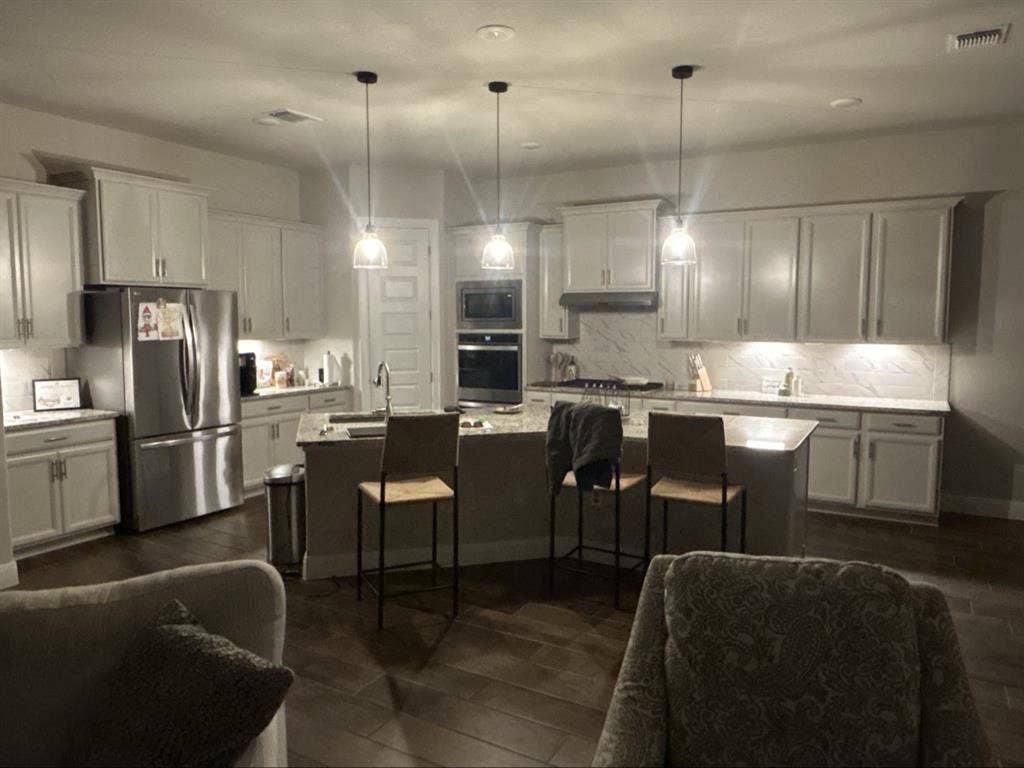 Seeking roommates