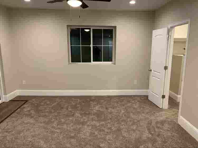 Spacious Room -