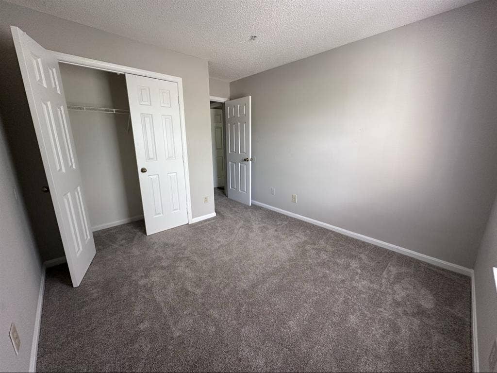 Bedroom For Rent