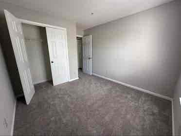Bedroom For Rent