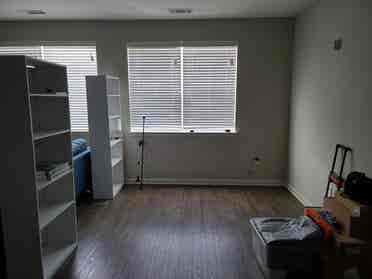Private room & bath lease takeover!