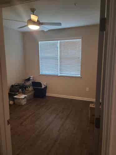 Private room & bath lease takeover!
