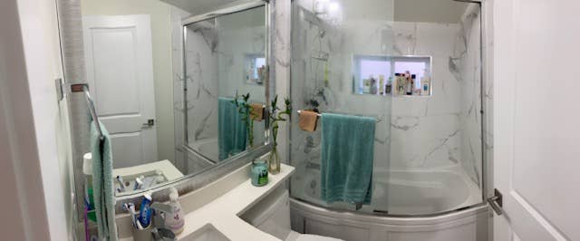 Private Room w balcony - June 1st