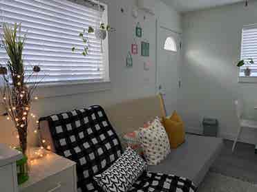 Private Room w balcony - June 1st