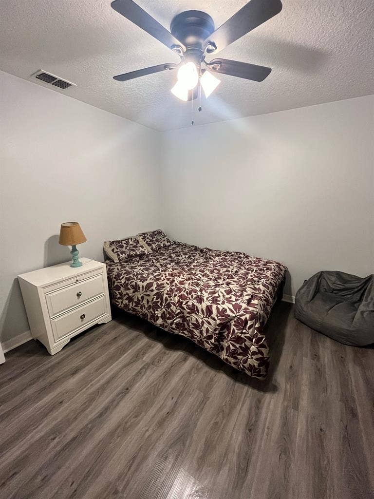 Private Room for rent