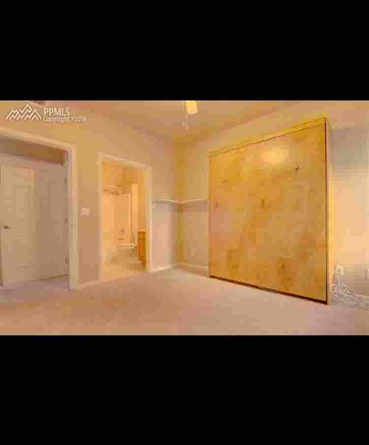 Luxury Condo in Need of a Roommate