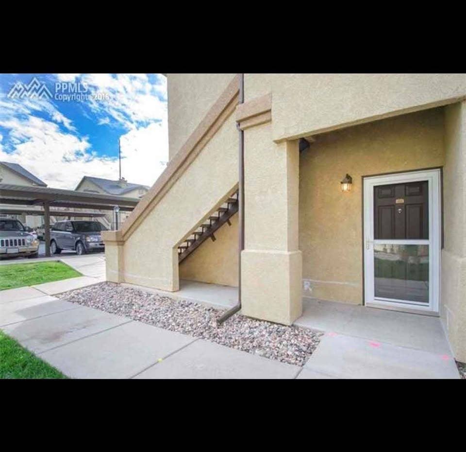 Luxury Condo in Need of a Roommate