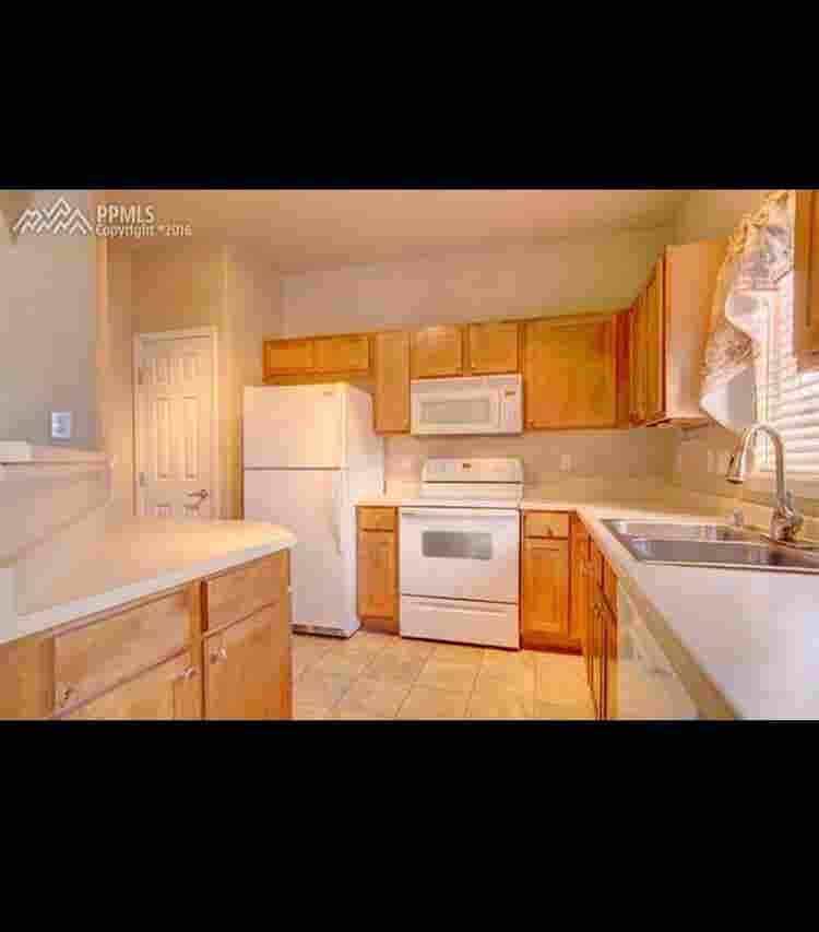 Luxury Condo in Need of a Roommate