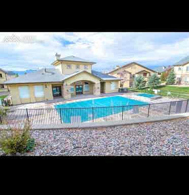 Luxury Condo in Need of a Roommate