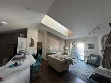 Looking for A nice roommate!!