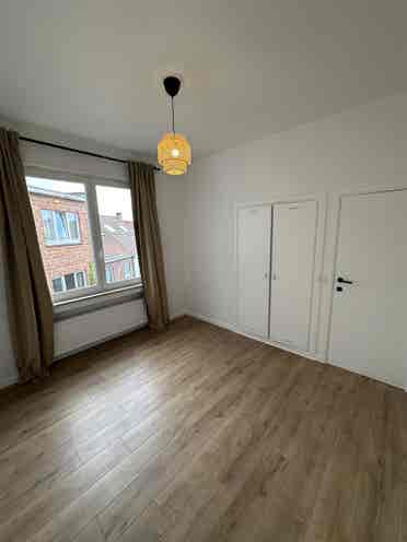 Fully Renovated 2-Bedroom, Wiener