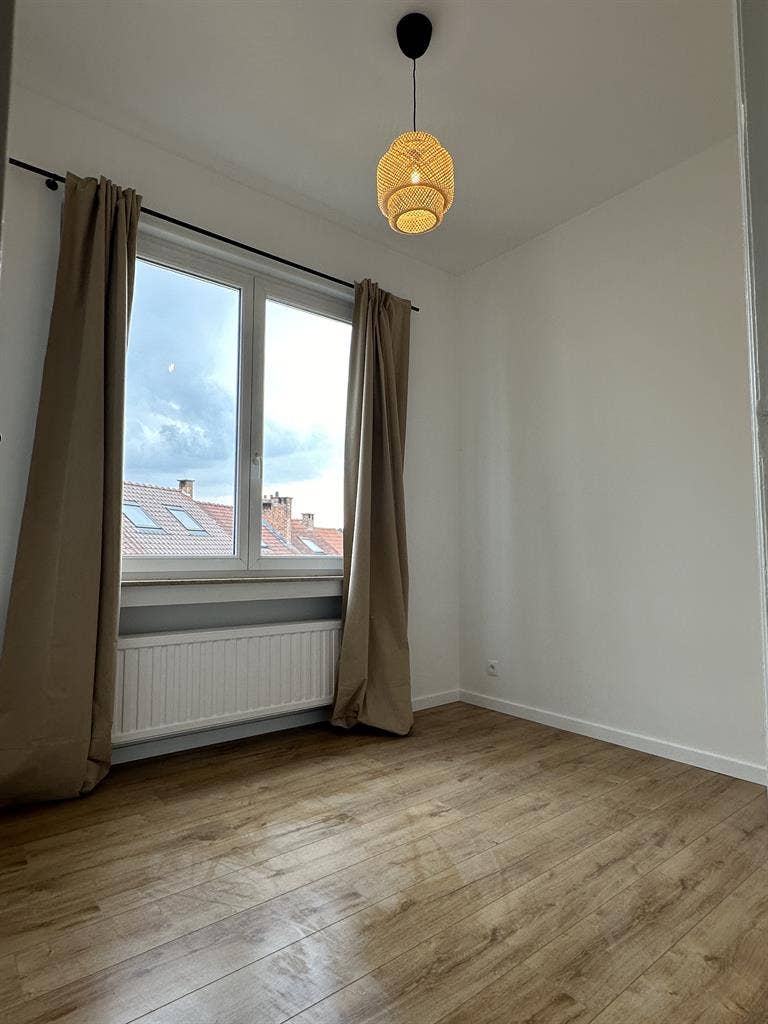 Fully Renovated 2-Bedroom, Wiener