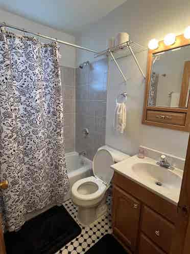 Rooms Available - Berwyn