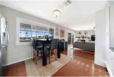 Private Room & Bath, Beach Walkable