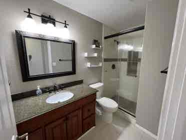 Private Room & Bath, Beach Walkable
