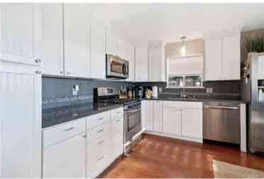 Private Room & Bath, Beach Walkable