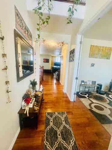 .5 bath House for rent
