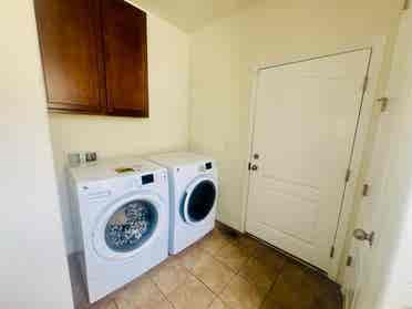 .5 bath House for rent