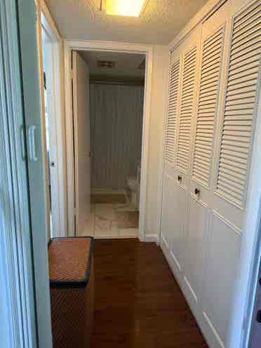 Room with bathroom for rent Wynmoor