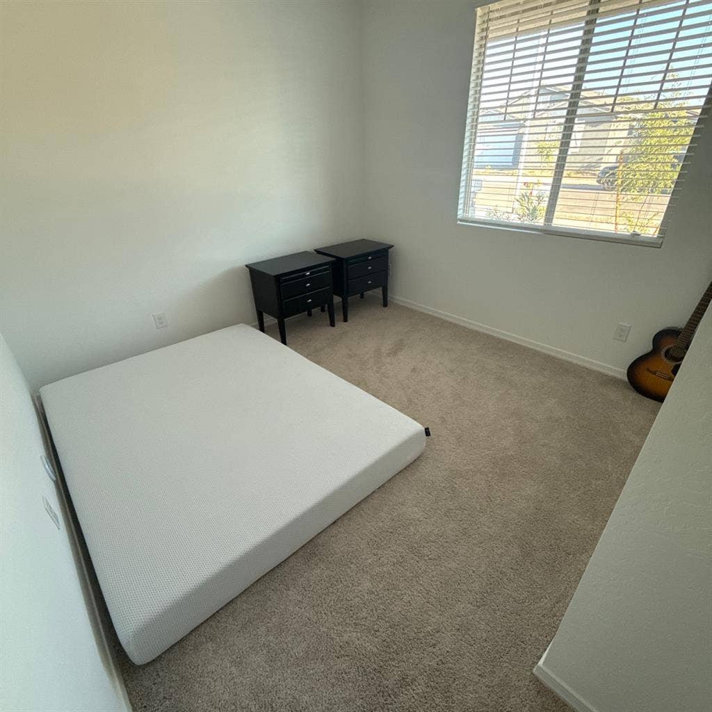 Private Room! Right off the !