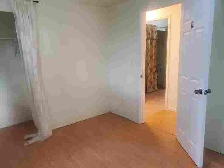 Quiet private room in Renton