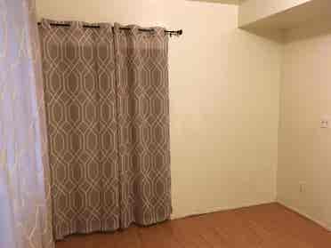 Quiet private room in Renton