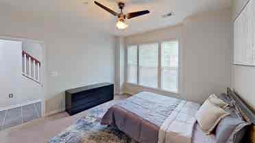 Large BDR w/Bath - 1BDR Per Level