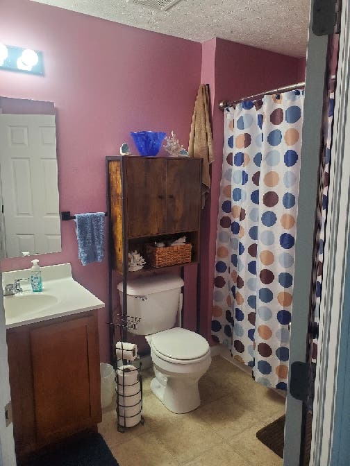 Private bedroom for Rent in House