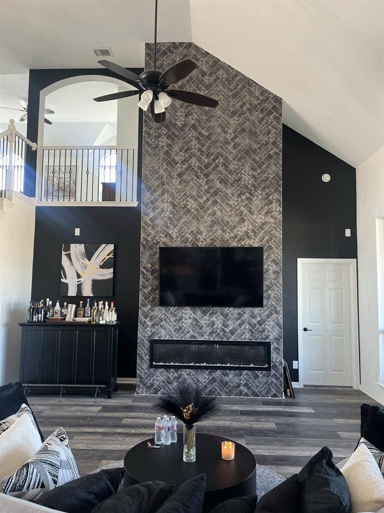 Large Furnished Bedroom + Bathroom