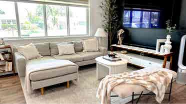Modern Bath Home, All included