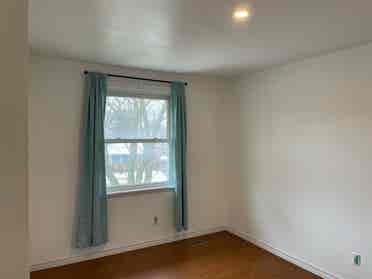 room near Fanshawe College - $/m