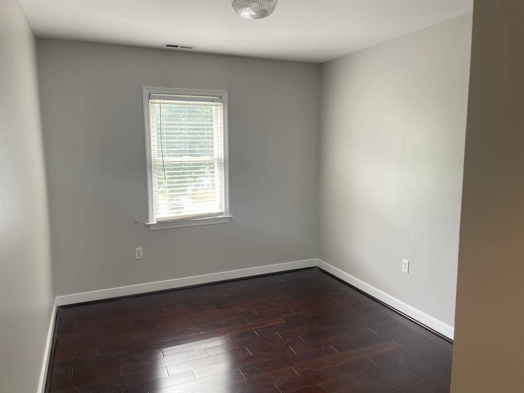 VCU Area, Available on Aug 1