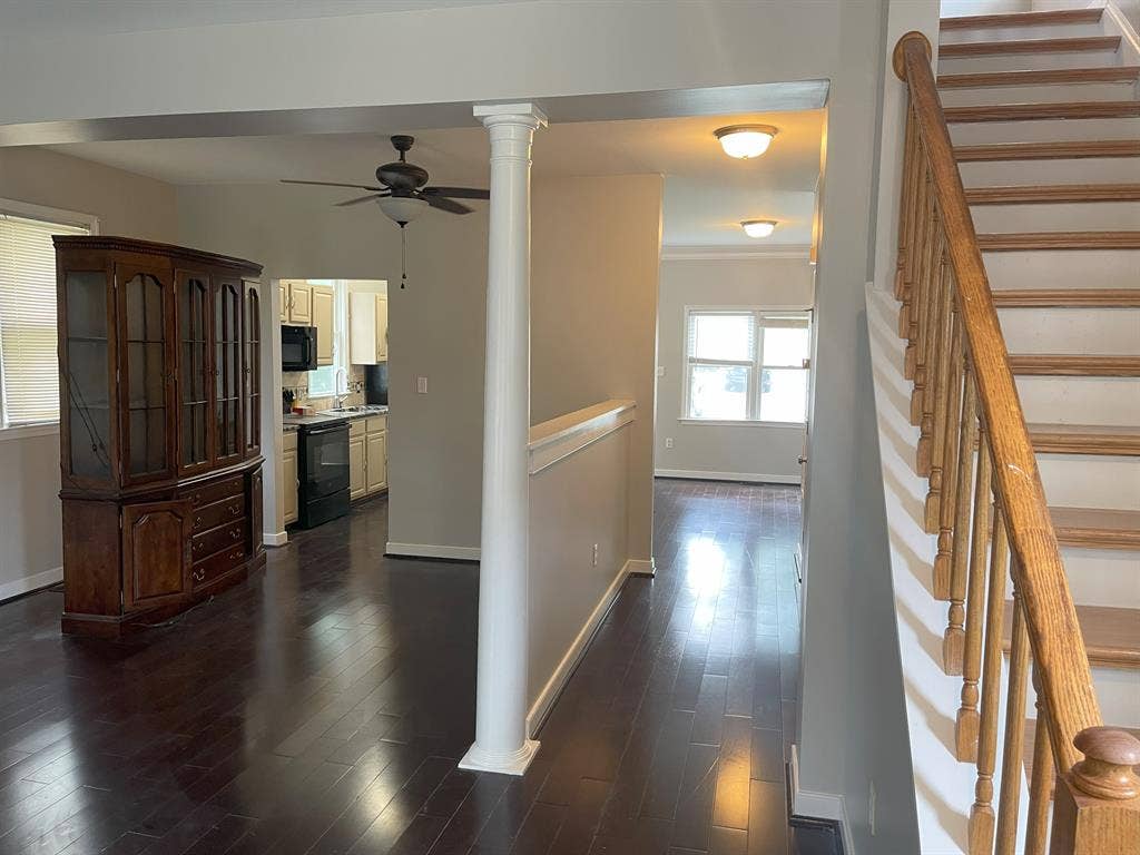 VCU Area, Available on Aug 1