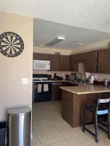 Small room for rent