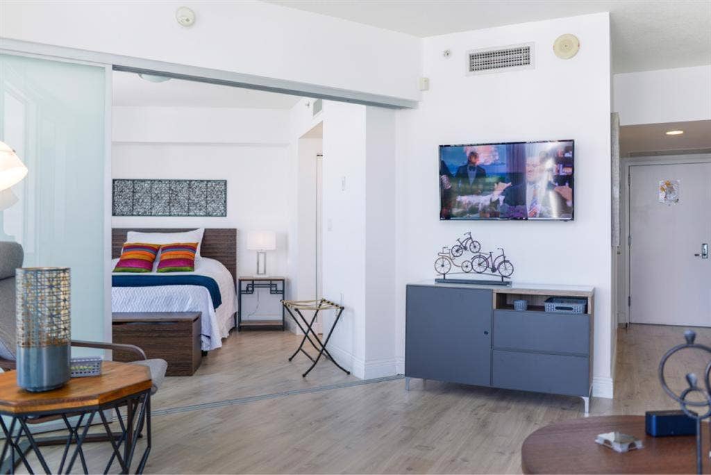 Stunning bay&city view bath